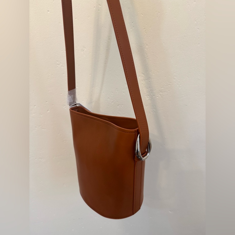 *New with Tag* Reformation Selena Small Bucket Bag